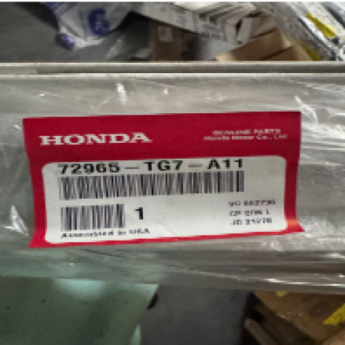 Upper Molding – Honda (72965-TG7-A11)